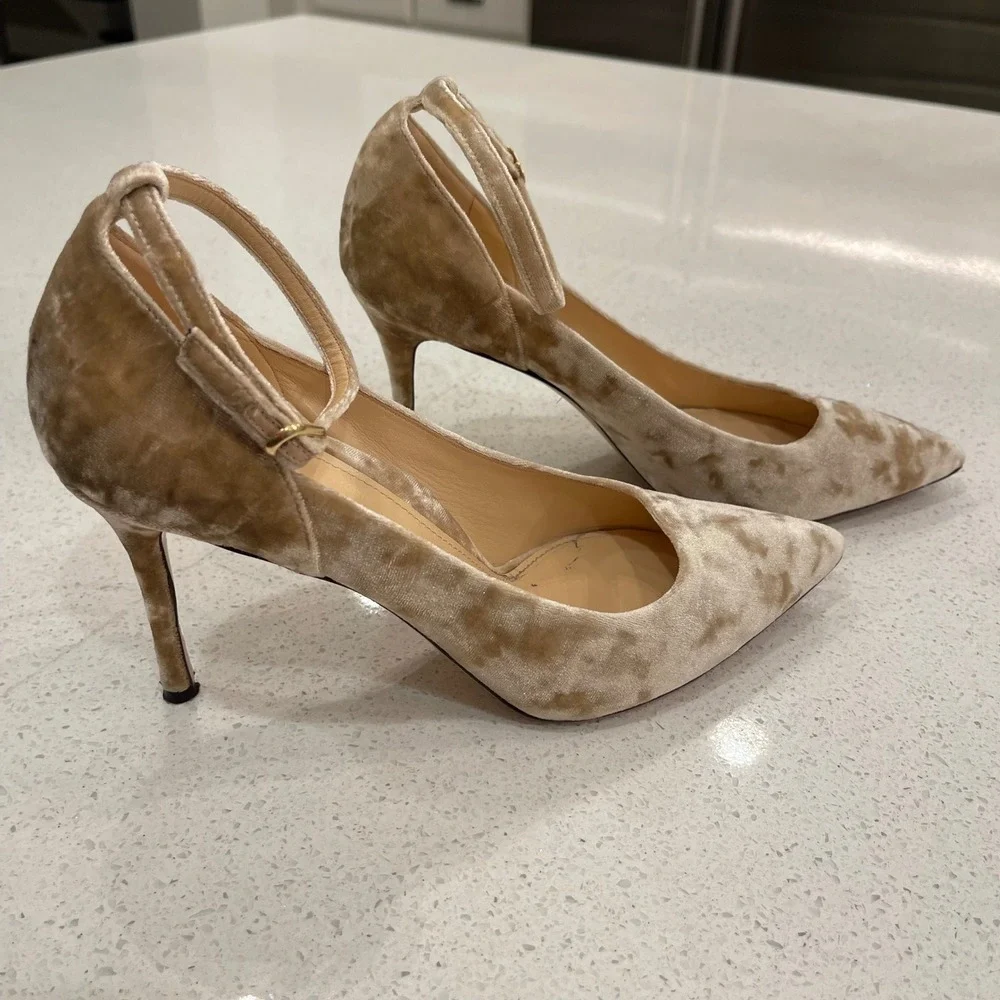 MARION PARKE Muse Pumps Velvet Ankle Strap‎ Pointed Toe Heels Size 40 Champagne